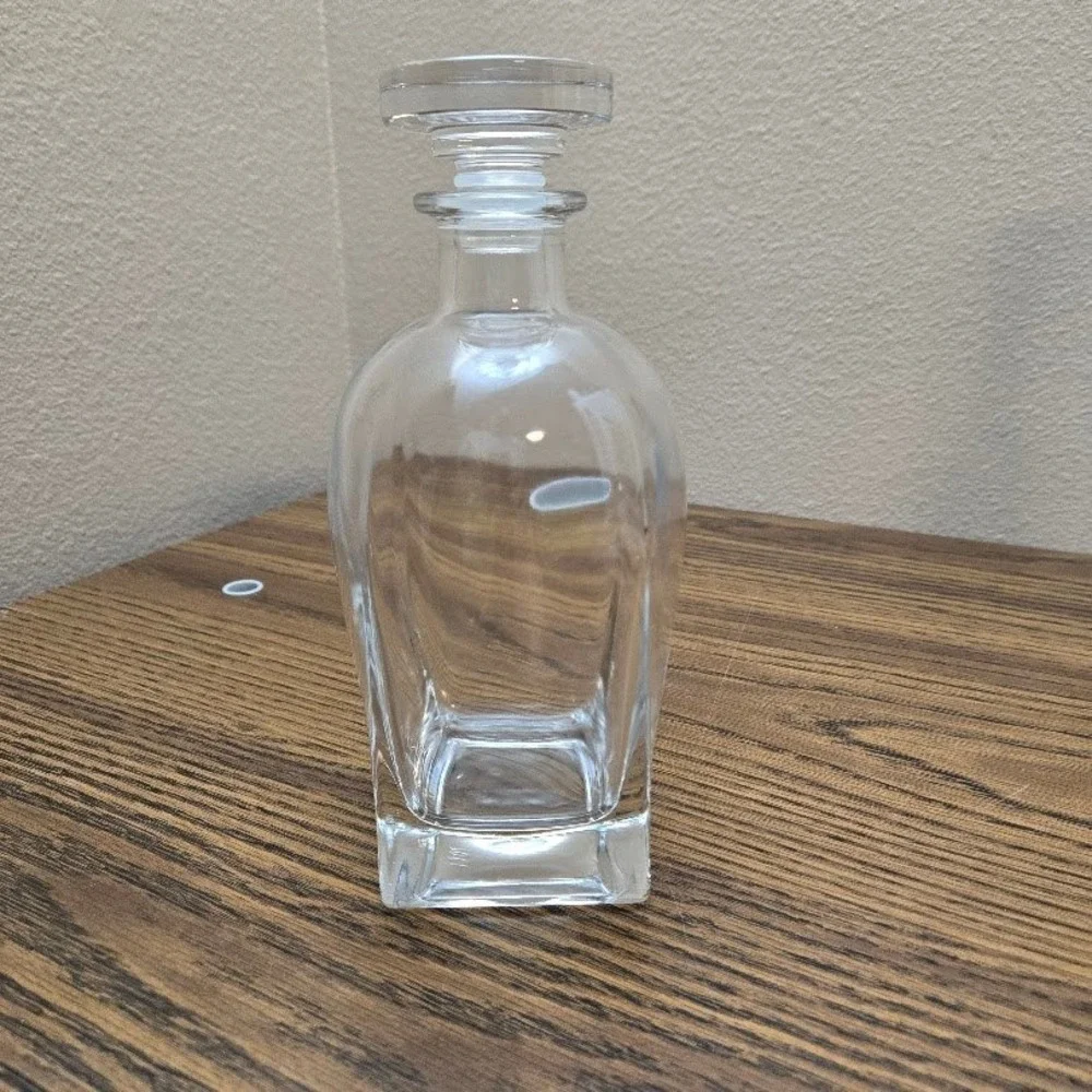 VTG Italian Luigi Bormioli Rossini Glass Decanter w Glass Stopper Plastic‎ Seal